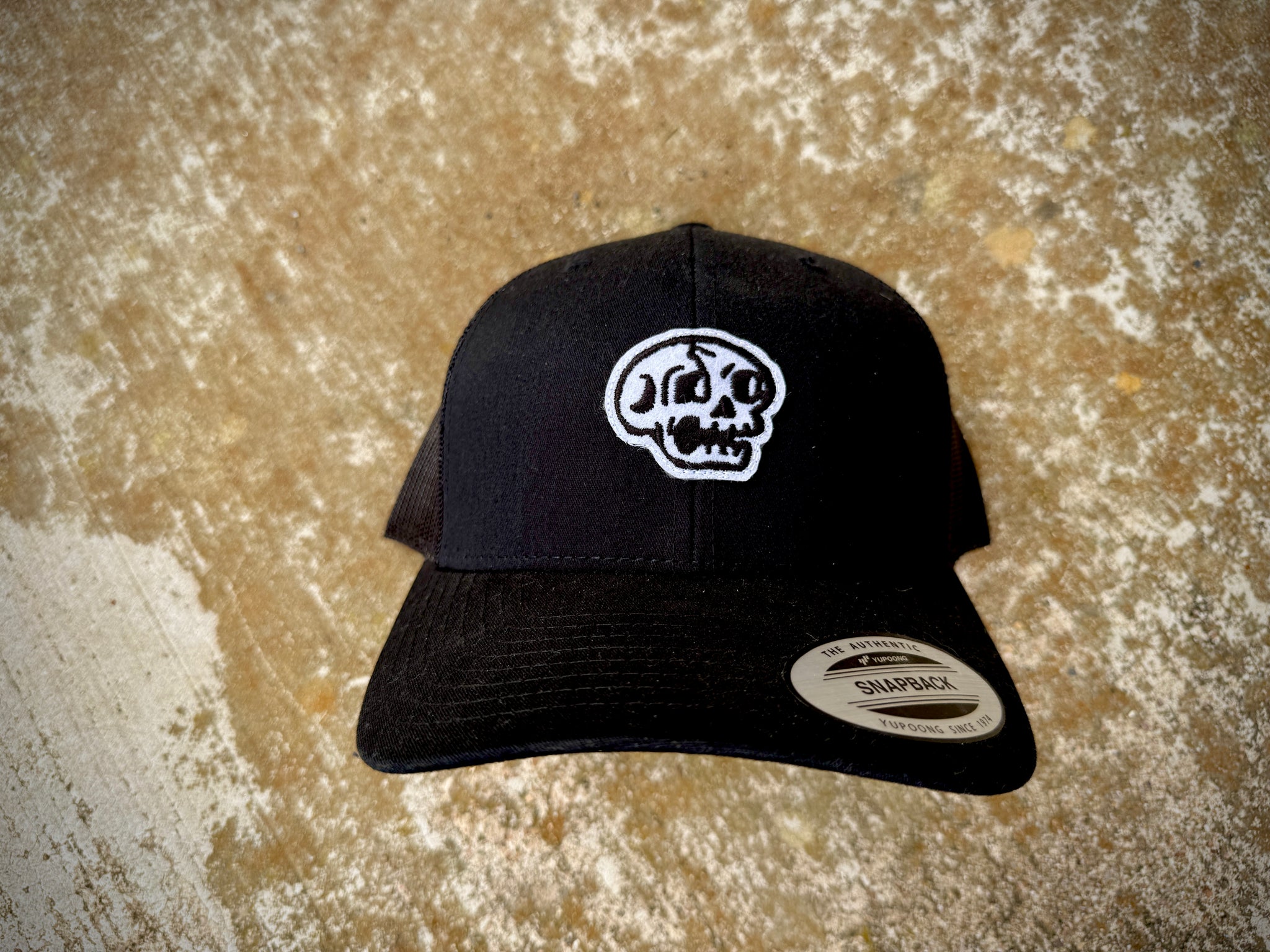 Skully Black 112 Style